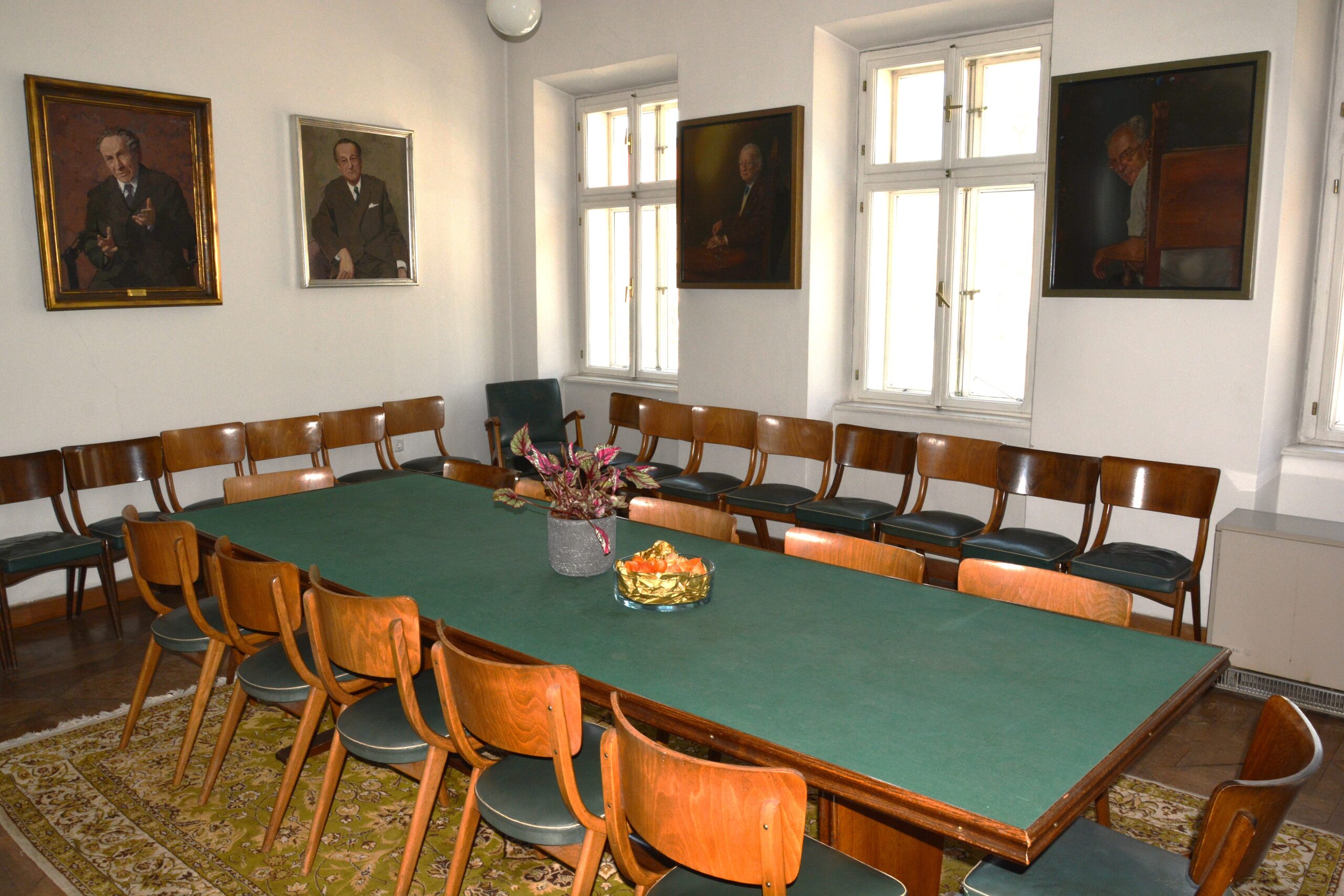 Mala dvorana oz. sejna soba v 2. nadstropju (Vir: SM)